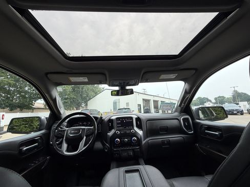Used 2022 GMC Sierra 1500 SLT w/ SLT Premium Package AWD/4WD image 27