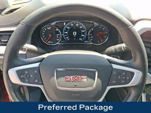 Used 2023 GMC Acadia SLT w/ Technology Package AWD/4WD image 4