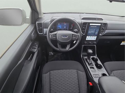 New 2025 Ford Ranger XL image 10