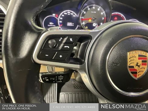 Used 2019 Porsche Cayenne image 39