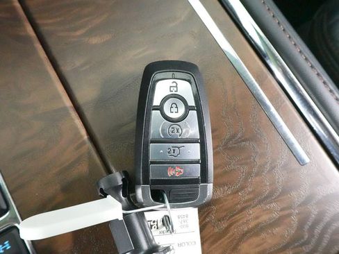 Certified 2020 Ford Expedition Platinum AWD/4WD image 22