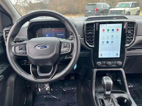 Used 2024 Ford Ranger XLT w/ FX4 Off-Road Package image 9