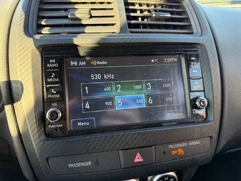 Used 2023 Mitsubishi Outlander Sport ES AWD/4WD image 12