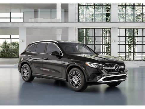 New 2026 Mercedes-Benz GLC 300 image 11