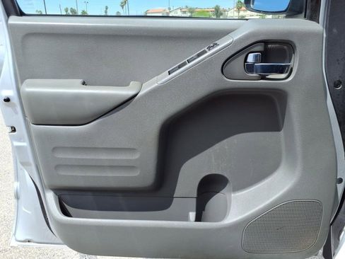 Used 2019 Nissan Frontier SV image 20