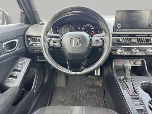 Used 2023 Honda Civic Sport image 8