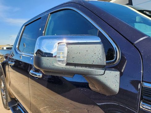 New 2026 GMC Sierra 1500 SLT w/ SLT Premium Plus Package image 12