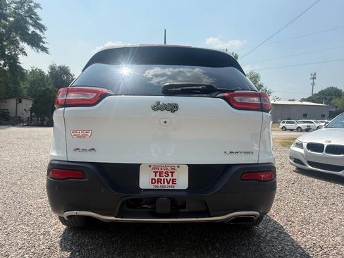 Used 2015 Jeep Cherokee Limited w/ Luxury Group AWD/4WD image 3