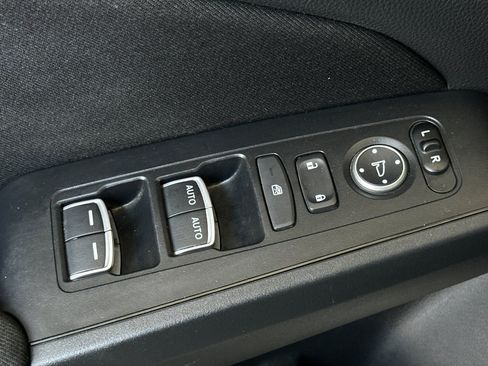 Used 2022 Honda Civic Sport image 14