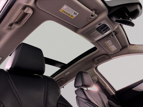 Certified 2023 Acura MDX FWD w/ Technology Package image 27