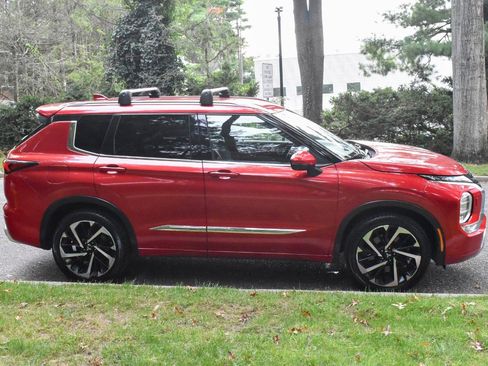 Used 2022 Mitsubishi Outlander SEL image 11