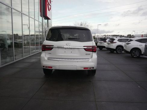 Used 2024 INFINITI QX80 Luxe AWD/4WD image 5