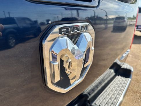 Used 2019 RAM 1500 Big Horn AWD/4WD image 16