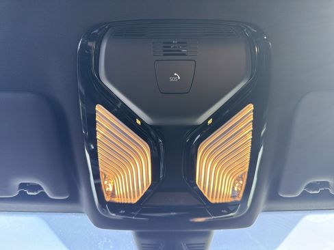 Used 2024 BMW M2 w/ M Driver's Package image 27