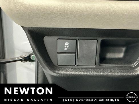 Used 2025 Honda HR-V EX-L image 35