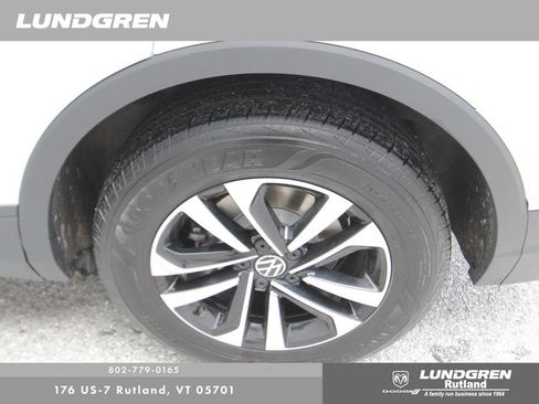 Used 2024 Volkswagen Tiguan S AWD/4WD image 13