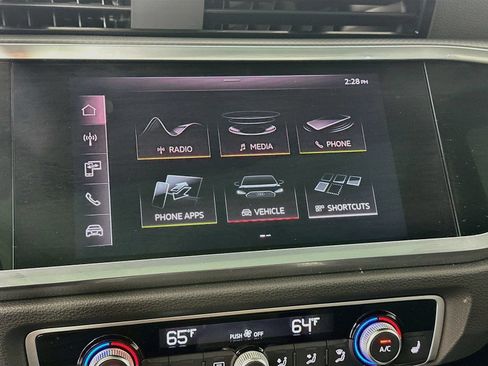 Used 2021 Audi Q3 2.0T Premium AWD/4WD image 25