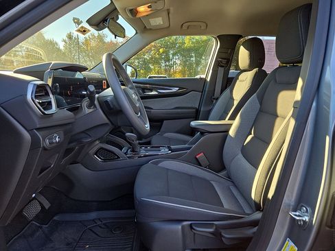 New 2026 Chevrolet TrailBlazer LT w/ Driver Confidence Package image 14