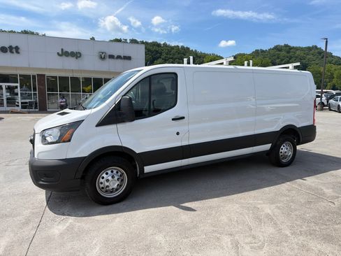 Used 2023 Ford Transit 250 Low Roof AWD image 5