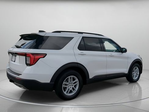 New 2026 Ford Explorer Active image 31