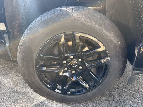 Used 2022 Chevrolet Silverado 1500 LT Trail Boss AWD/4WD image 8