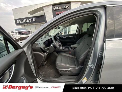 Certified 2025 Buick Envision Preferred image 4