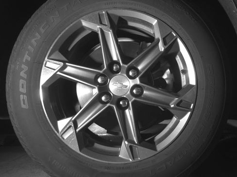 Used 2025 Chevrolet Blazer LT FWD image 13