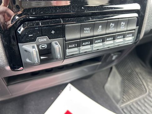 Used 2025 RAM 2500 Tradesman image 11