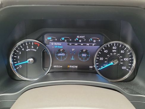 Used 2020 Ford Expedition XLT w/ Equipment Group 202A RWD image 18