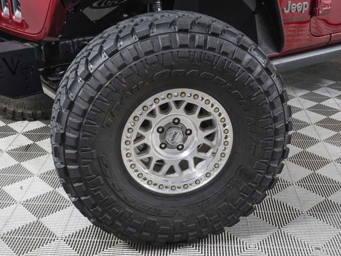 Used 2022 Jeep Wrangler Unlimited Rubicon AWD/4WD image 27