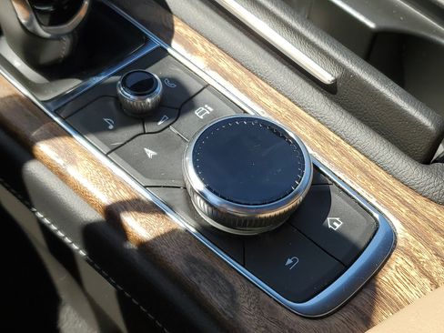 Used 2025 Cadillac CT5 Premium Luxury image 30