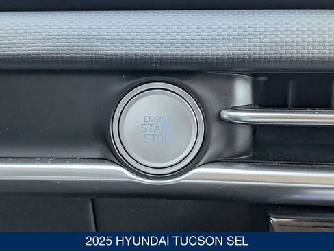 Used 2025 Hyundai Tucson SEL image 27
