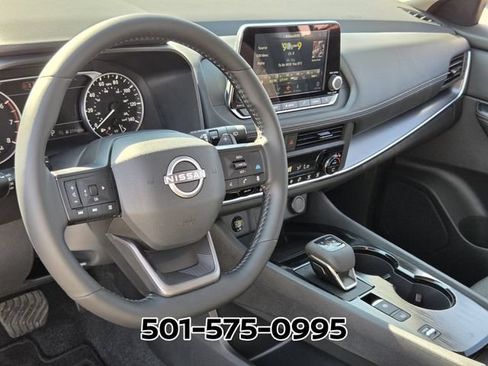 Used 2026 Nissan Rogue SV w/ Cold Weather Package FWD image 9