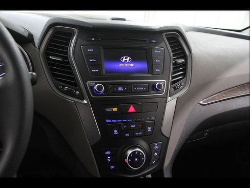 Used 2018 Hyundai Santa Fe Sport AWD/4WD image 9