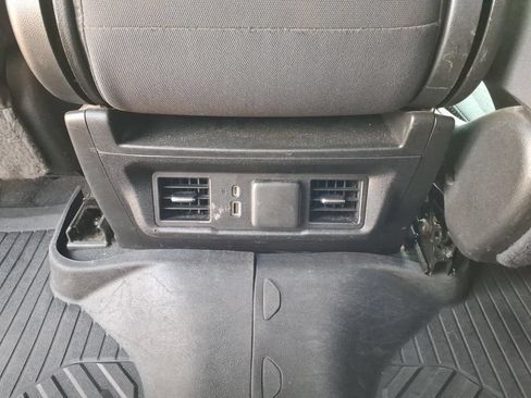 Used 2022 Chevrolet Silverado 1500 LT Trail Boss w/ Protection Package AWD/4WD image 5