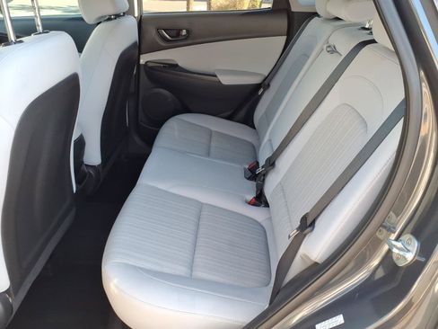 Used 2023 Hyundai Kona SEL FWD image 14