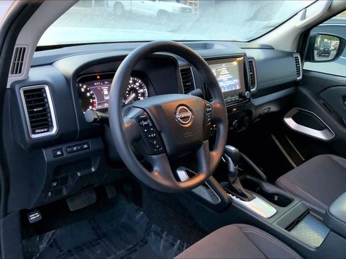 Used 2022 Nissan Frontier SV RWD image 17
