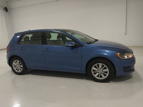 Used 2015 Volkswagen Golf S FWD image 11