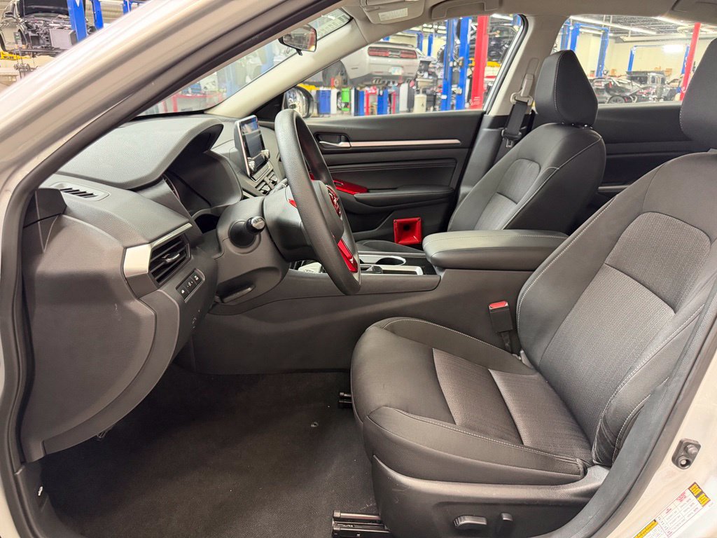 Used 2021 Nissan Altima 2.5 SV FWD image 15