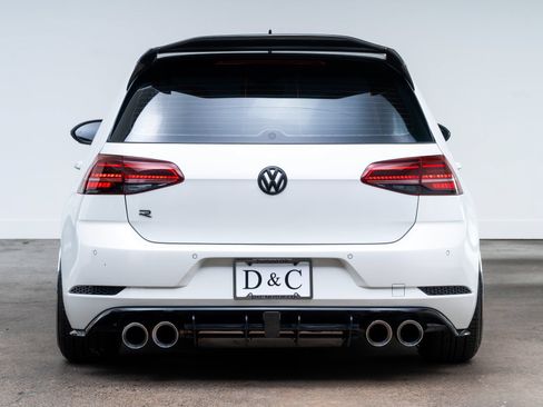 Used 2019 Volkswagen Golf R 4-Door AWD/4WD image 11