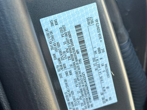 Used 2024 Ford Escape Active image 36