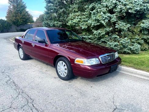 Used 2008 Ford Crown Victoria Police Interceptor image 6