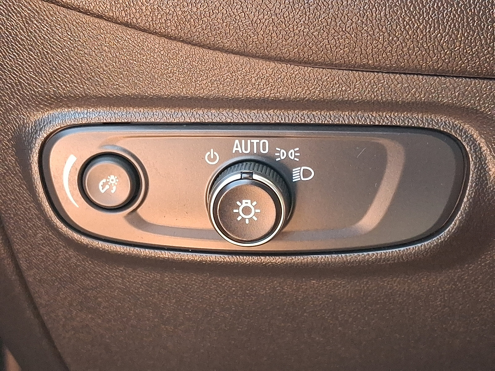 Used 2024 Chevrolet Equinox LS AWD/4WD image 27