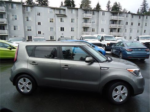 Used 2016 Kia Soul image 6