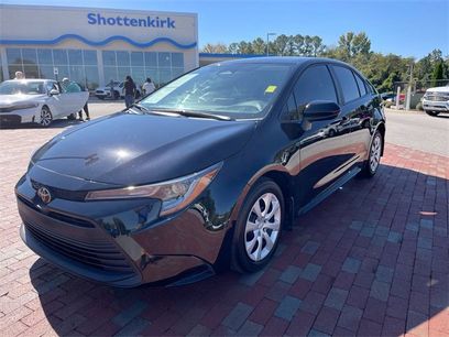 Used 2025 Toyota Corolla LE