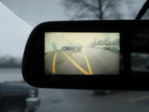 Used 2017 GMC Savana 2500 image 17