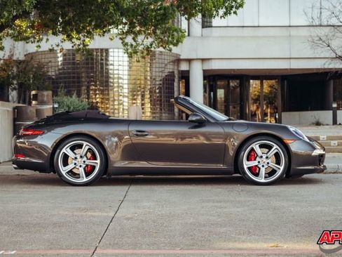 Used 2013 Porsche 911 Carrera S image 11