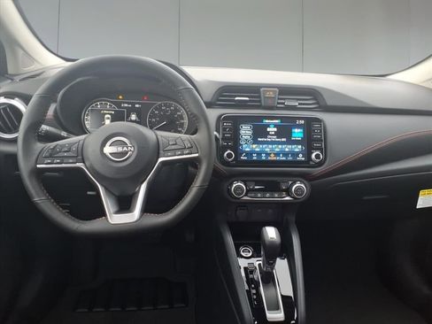 New 2025 Nissan Versa SR w/ Trunk Package FWD image 27