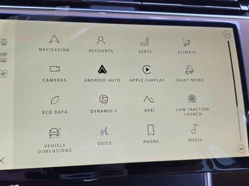 New 2026 Land Rover Range Rover SE image 21