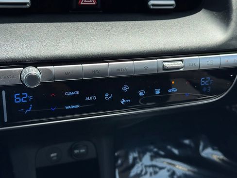 Certified 2024 Hyundai Ioniq 5 SE RWD image 17